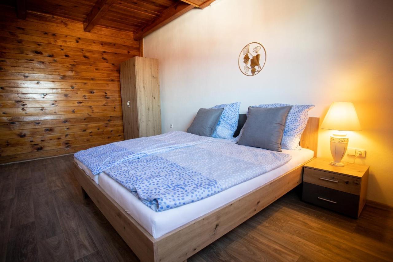 Tina Apartments Černá v Pošumaví Zewnętrze zdjęcie