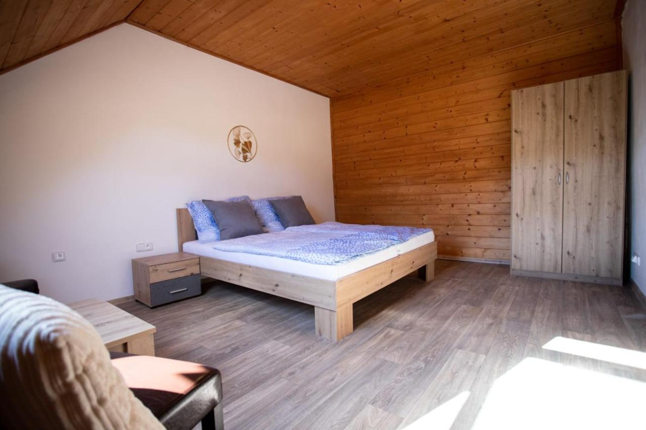 Tina Apartments Černá v Pošumaví Zewnętrze zdjęcie
